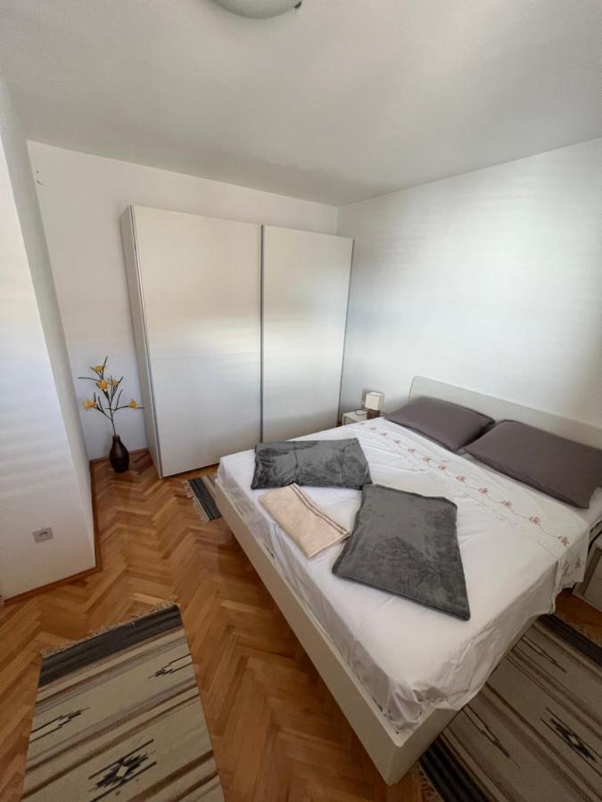 Apartment Ivanka Сен Екстериор снимка